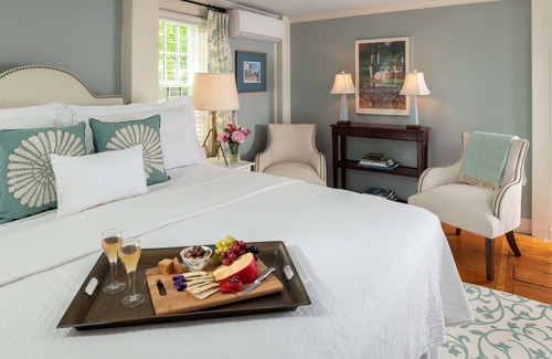 Yarmouth Port Bed & Breakfast | The Inn at Yarmouth Port