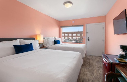 Mid-City Hotel | The Iris Motel