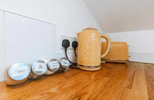 Richmond-upon-Thames Apartment | The Isabella Studio By Richmond Park