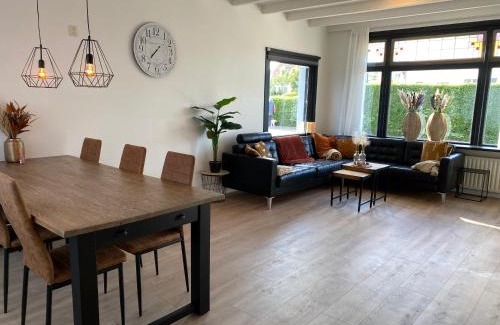 De Koog House | The island life beach house 1