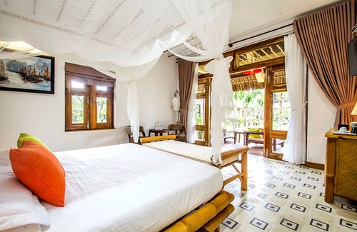 My Tho Cabin | The Island Lodge