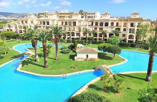 Platja de l'Arenal Apartment | The island of Jávea: the perfect balance between beaches & pool