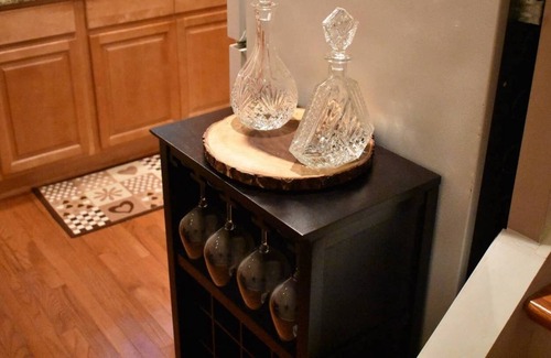 Queen Village House | THE ITALIAN MARKETER!! ADVENTUROUS Metro Area Queens Village Home!!