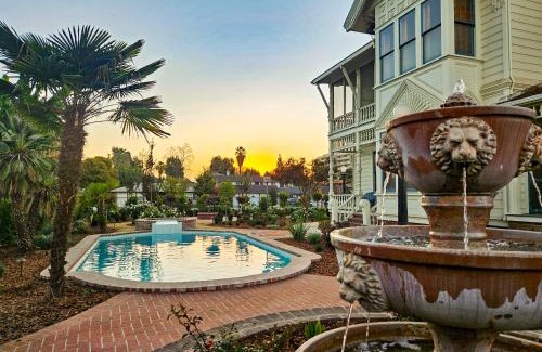 Visalia Hotel | The JD Hyde Historic Inn