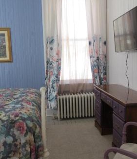 Downtown St. John's House | The Jellybean Heritage Inn