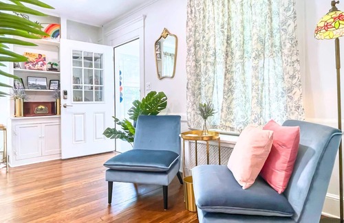 East Shore House | The Jewel of The Cove - Historic Coastal Retreat, Seaside Hideaway