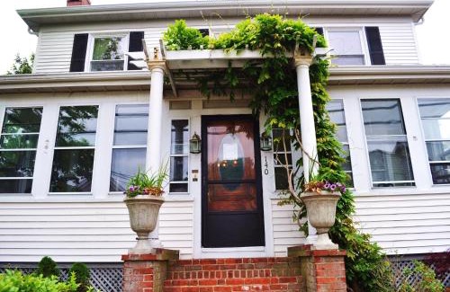 Provincetown Bed & Breakfast | The John Randall House