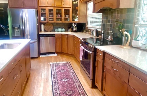 Southeast Kelowna House | The Jungle House
