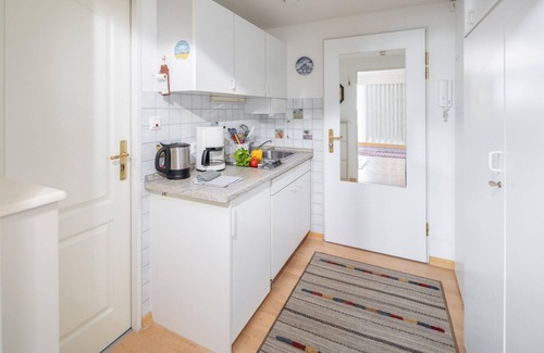 Norderney Apartment | The "Kaiserhof 05" vacation apartment is a 1-room apartment located on the first floor of the building.