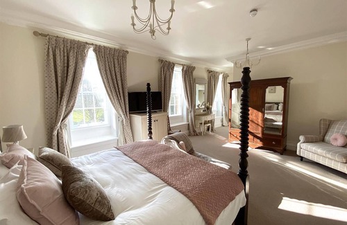 Kedleston Bed & Breakfast | The Kedleston Country House