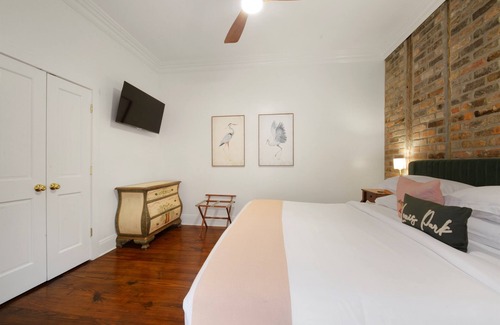 Treme Hotel | The King Oliver Guesthouse