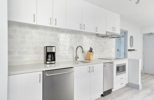 Old Town Alexandria Apartment | The King Street House By Kasa