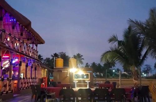 Kamalapur House | The kings on the Rocks
