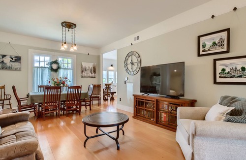Castle Rock House | The Kirk Inn- Luxury Historic Home