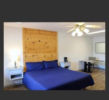 Greers Ferry Hotel | The Klassic Inn