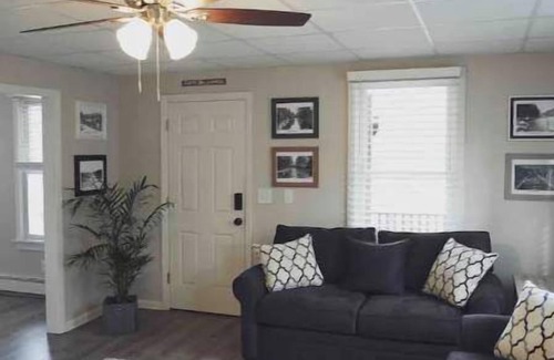White Mills Apartment | The Lackawaxen Suite at PatriotHouse of Hawley PA
