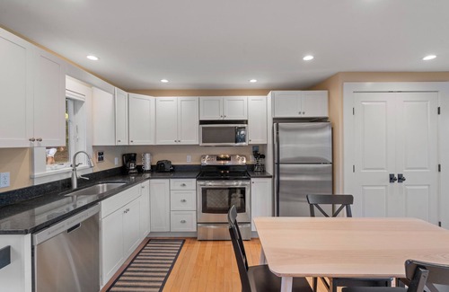 Rockport House | The Ladybug 2BR Cottage Steps 2 Bearskin Neck 2 Parking Spaces, Patio, Grill