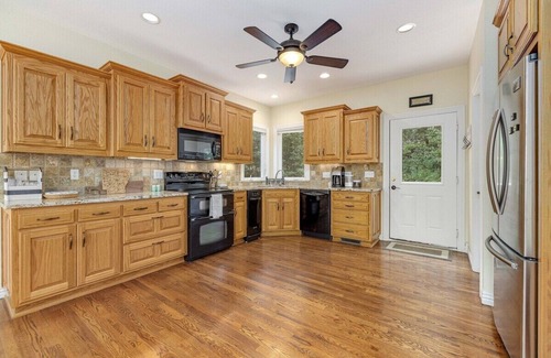 Garfield House | The Lake Escape - On Beaver Lake - Sleeps 15