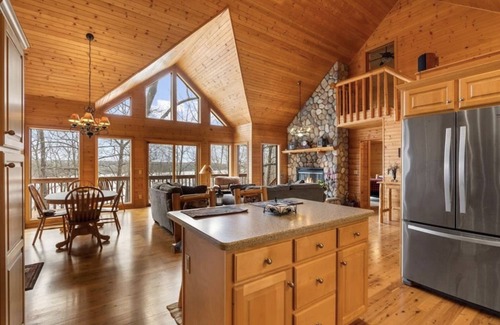 Cumberland House | The Lake Home on Beaver Dam Lake in Cumberland, Wisconsin