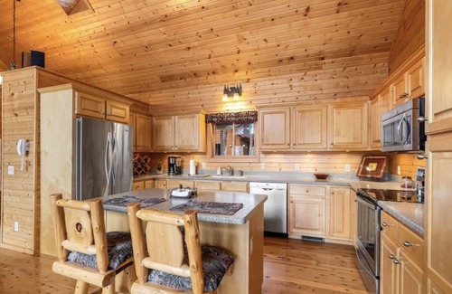 Cumberland House | The Lake Home on Beaver Dam Lake in Cumberland, Wisconsin