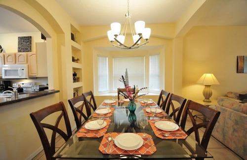 Lake Berkley House | The Lake House! 7Br 4.5ba with private pool!