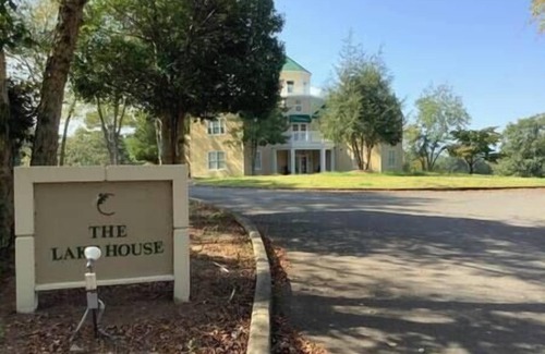 Joppa Apartment | The Lake House on Cherokee Ridge Golf Course 1st floor