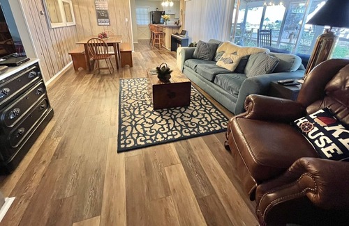 Candler House | The Lake Weir Getaway