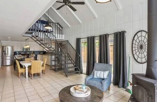 Saugatuck House | The Lakefront ReTreat w/Hot Tub, kayaks, & beach