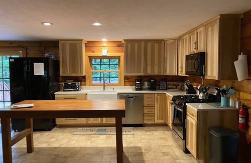 Gilford House | The Lakes Region Log Cabin