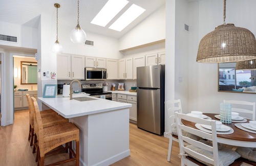 Lake Havasu City Condo | The Lakeshore Village Haven
