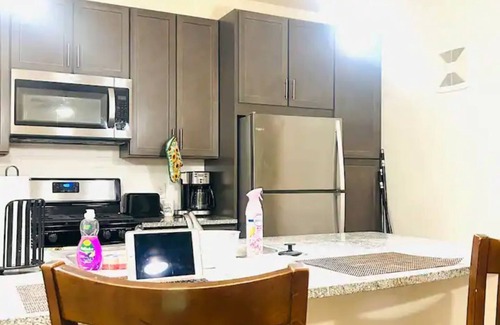 Galveston County Apartment | The Lakeside Layover w/Pool/Parking/WiFi Pkg