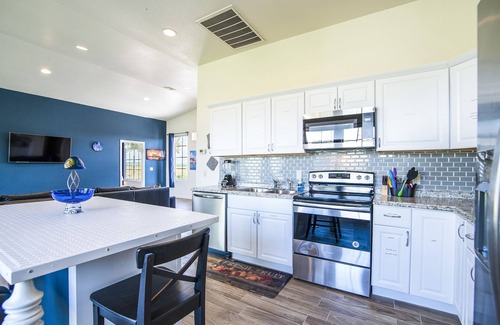 Coolidge Apartment | The Landmark Apartments