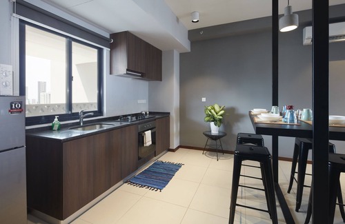 Tanjung Bungah Apartment | The Landmark by Katana