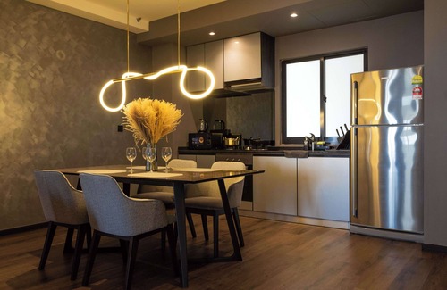Tanjung Bungah Apartment | The Landmark by The Only Bnb