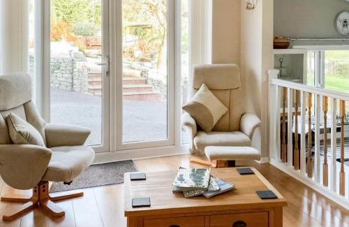 Liverton House | The Lantern Tree