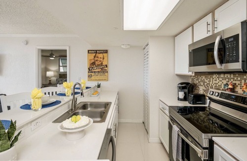 Key West Condo | *THE LARK’S LANDING @ SUNRISE SUITES* Condo & Pool + LAST KEY SERVICES…