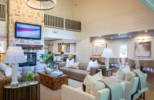 Oxford Hotel | The Laurel at The Ravine by Velvet Ditch Villas