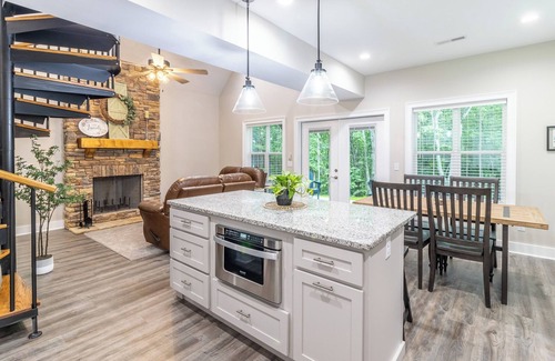 Rising Fawn Cottage | The Laurels, Chattanooga/Lookout Mtn.