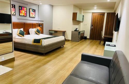 Gandhinagar Hotel | The Lemon Grass Hotel