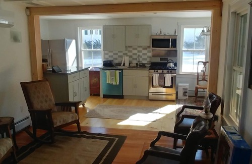 Lenox House | The Lenox House. In the center of Lenox and the Berkshires