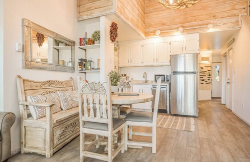 Angel Fire Condo | The Lifts Loft - walk to Ski/Bike lift