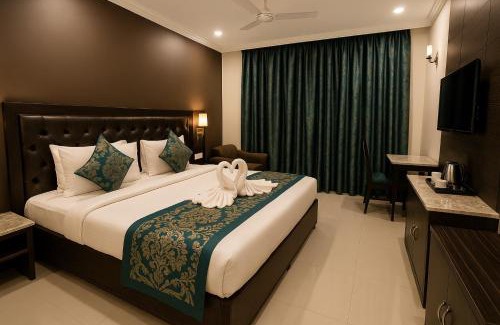 Ferozepur Hotel | The Lighthouse Resort With Swimming Pool- Best Selling Resort In Agra Near Taj Mahal
