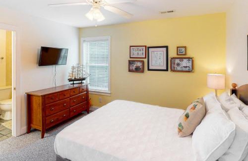 Farrow Shores House | The Lighthouse