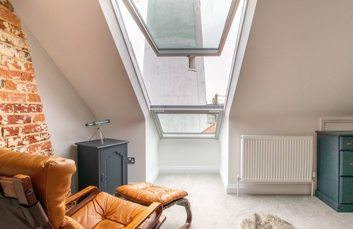 Southwold House | The Lighthouse Watch