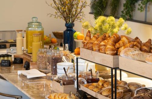 Saint-Josse-ten-Noode Hotel | The Liman Hotel