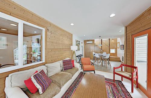 Brevard House | The Lime House