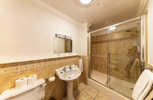 Belper Hotel | The Lion Hotel