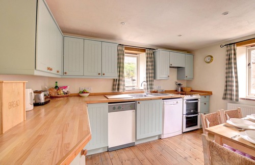 Field Dalling House | The Little Barn - Two Bedroom House, Sleeps 4