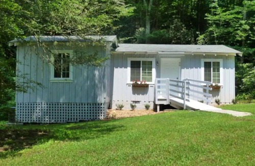 Franklin House | The Little Gray Cottagenn