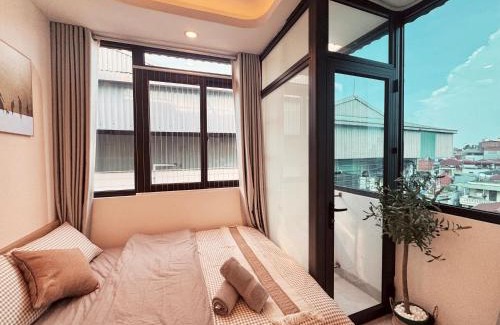 Quan Hoa Apartment | The Little Hanoi - Fresh Home - Centered